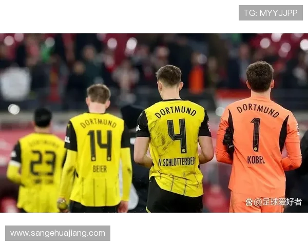 塞维利亚大战巴萨前迎喜讯核心球员贾努扎伊成功伤愈复出 塞维利亚大战巴萨前迎喜讯核心球员贾努扎伊成功伤愈复出